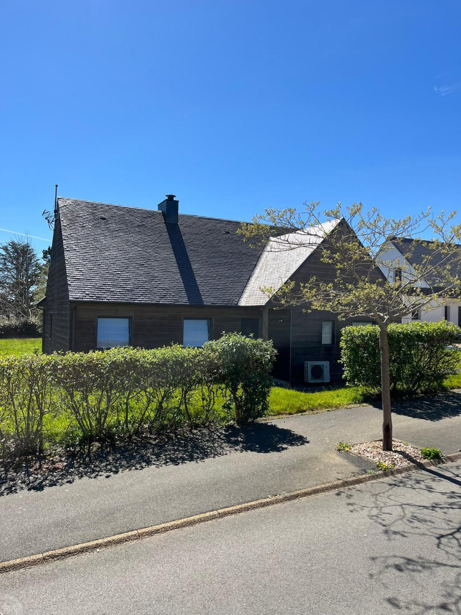 Belle Maison En Bois Perros - La Lande ภายนอก รูปภาพ