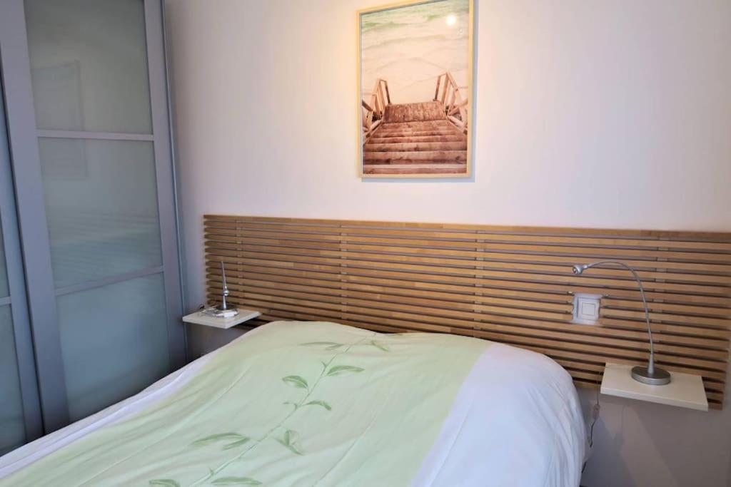 Belle Maison En Bois Perros - La Lande ภายนอก รูปภาพ